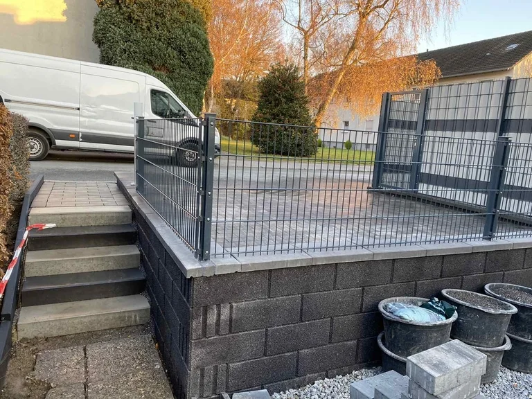 Gallery Page Image 15